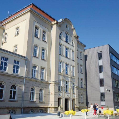 Gebäude in der Marienallee Seitenansicht